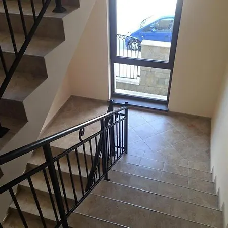 Apartment Royal Sun, 6 People, 600 M From The Sea Sunny Beach