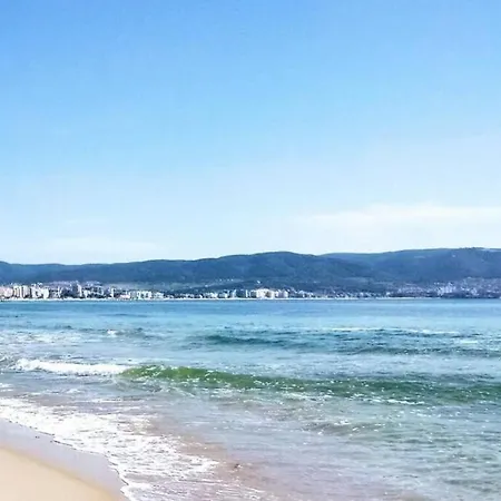 アパート Royal Sun, 6 People, 600 M From The Sea *